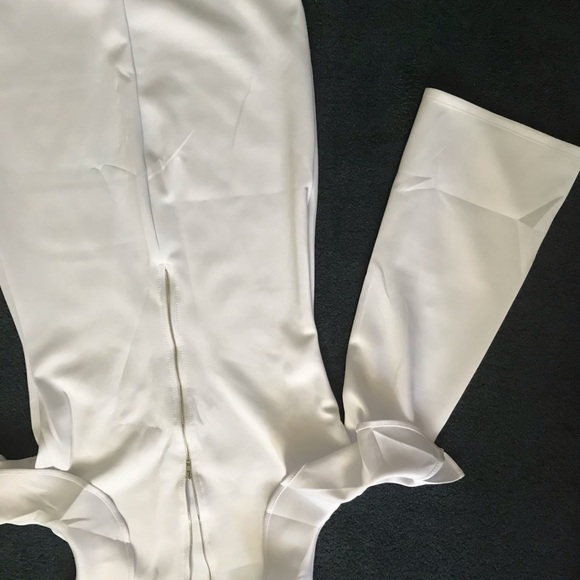 White dress - Picture 1 of 4